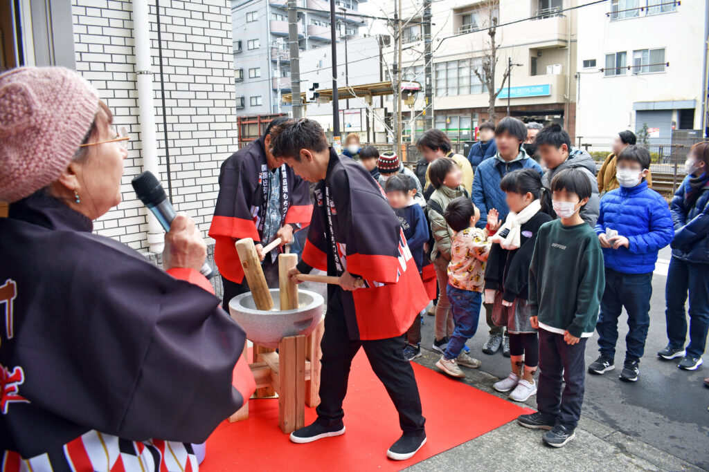 餅つきの由来や歴史は？伝統行事から現代イベントまで解説！ | 開運 